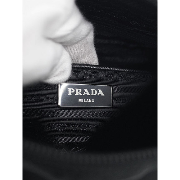 Prada Nylon Shoulder Bag Black - Picture 4 of 9